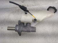 2017-2021 Kia Sportage Brake Master Cylinder 1498403 - Oemusedautoparts1.com
