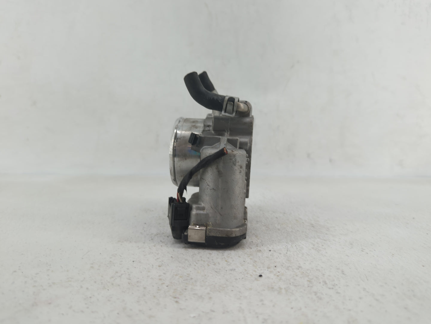 2017-2019 Kia Sportage Throttle Body P/N:0 280 750 618 35100-2G600 Fits Fits 2015 2016 2017 2018 2019 OEM Used Auto Parts - 