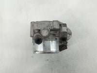 2017-2021 Kia Sportage Throttle Body P/N:35100-2G600 Fits Fits 2015 2016 2017 2018 2019 2020 2021 OEM Used Auto Parts - Oemu