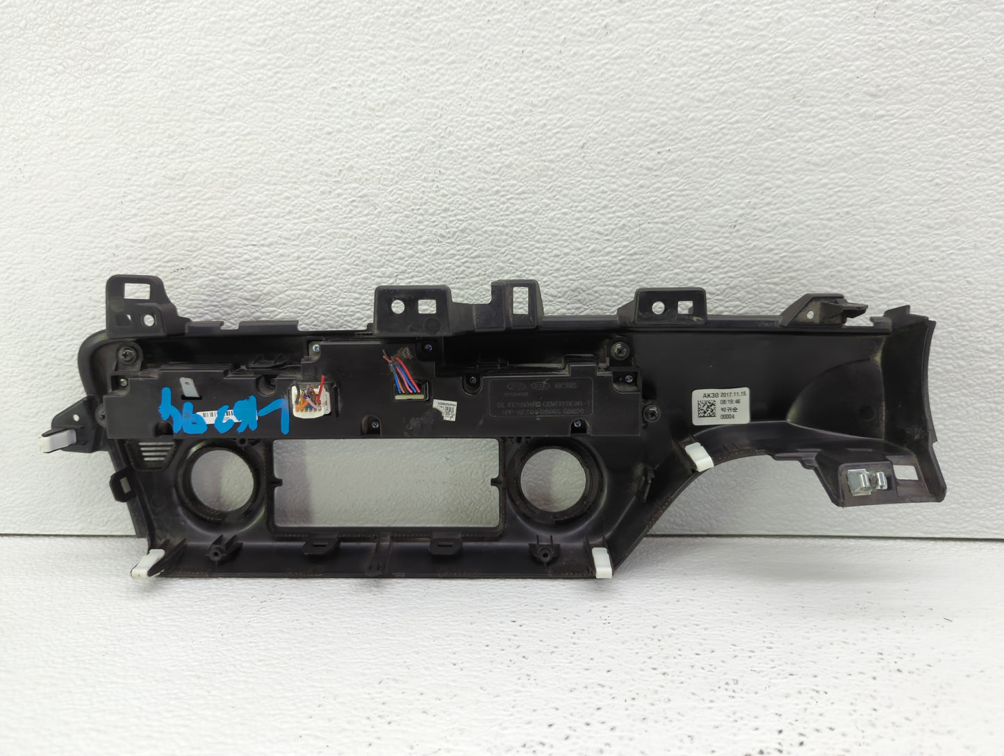 2018 Kia Sportage Radio Control Panel - Oemusedautoparts1.com
