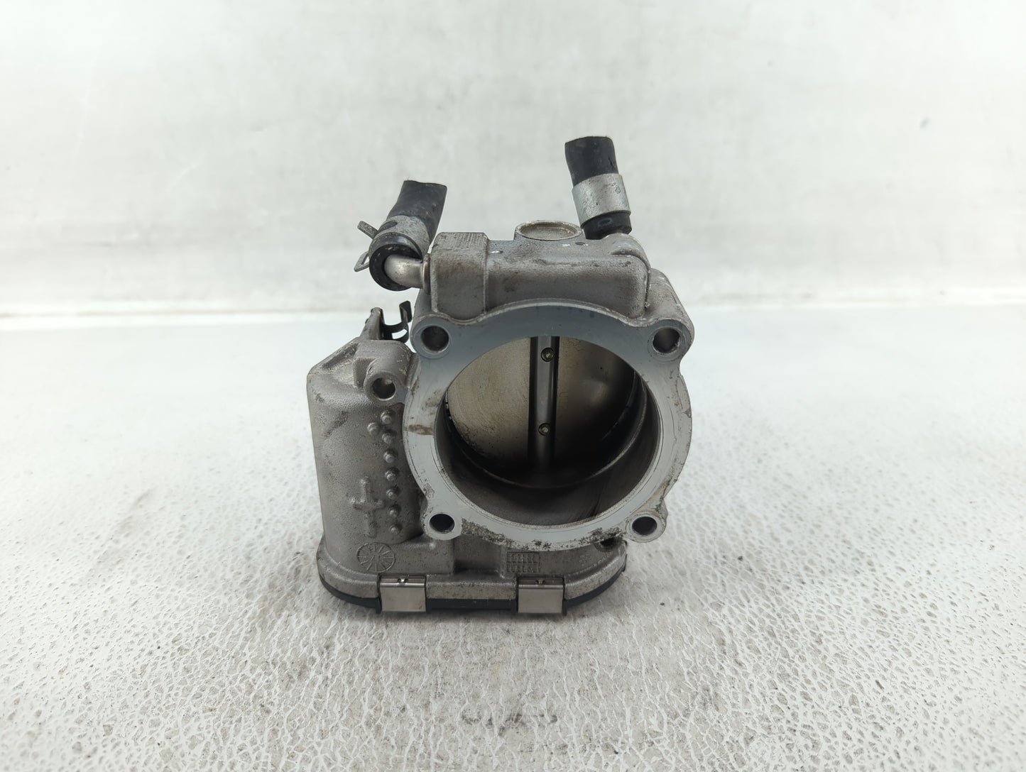2017-2021 Kia Sportage Throttle Body P/N:35100-2G600 Fits Fits 2015 2016 2017 2018 2019 2020 2021 OEM Used Auto Parts - Oemu