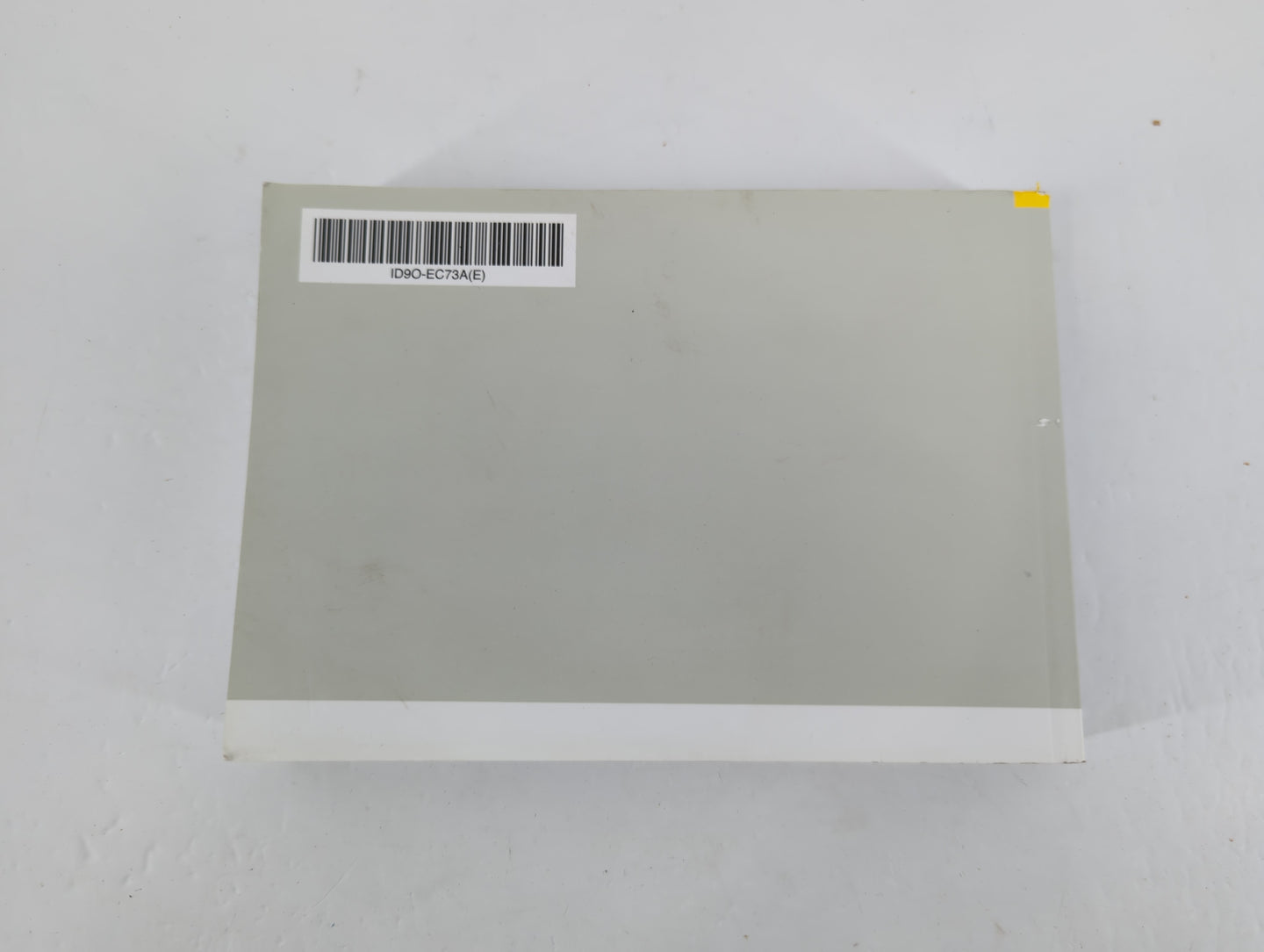 2018 Kia Sportage Owners Manual Book Guide P/N:ID9O-EC73A OEM Used Auto Parts - Oemusedautoparts1.com