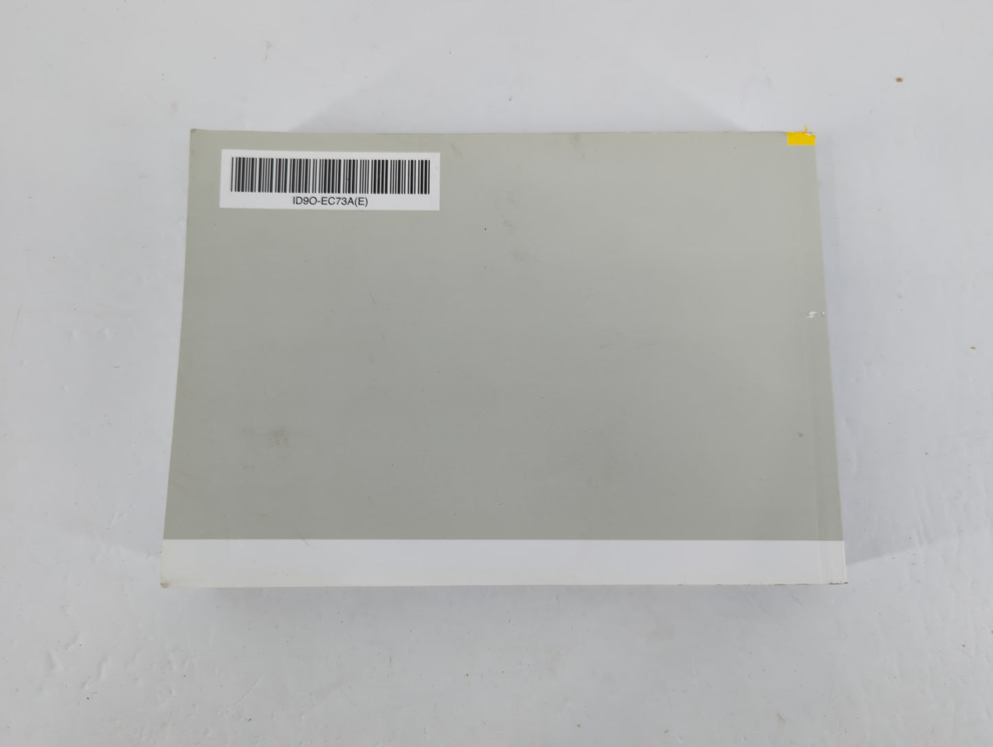 2018 Kia Sportage Owners Manual Book Guide P/N:ID9O-EC73A OEM Used Auto Parts - Oemusedautoparts1.com