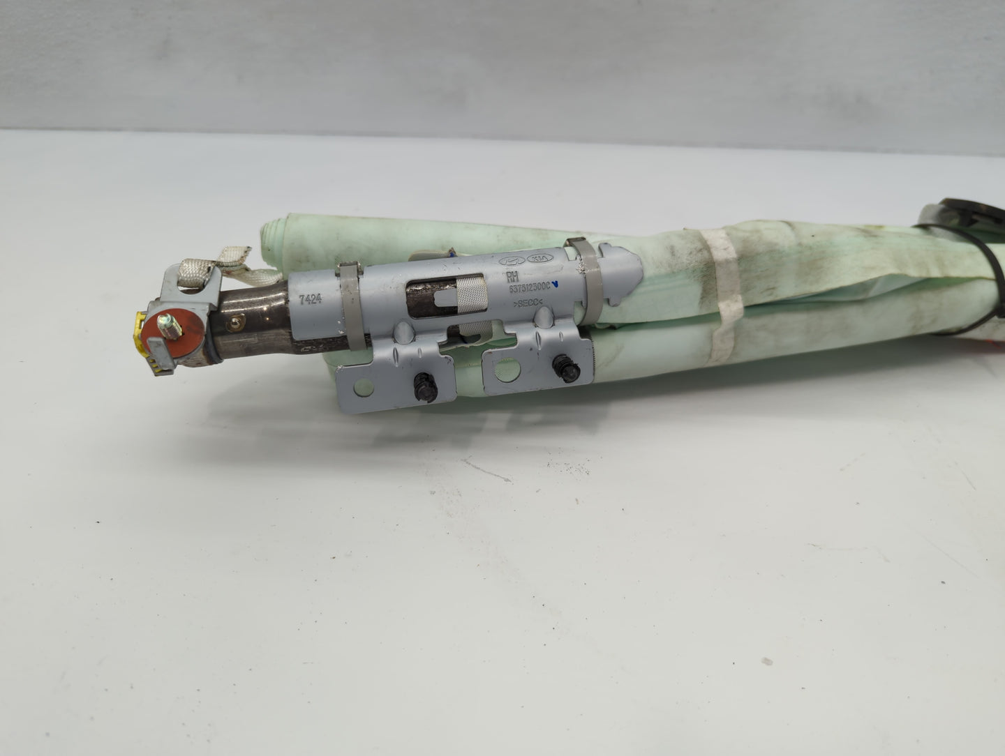 2018-2020 Kia Stinger Passenger Curtain Air Bag Oem - Oemusedautoparts1.com