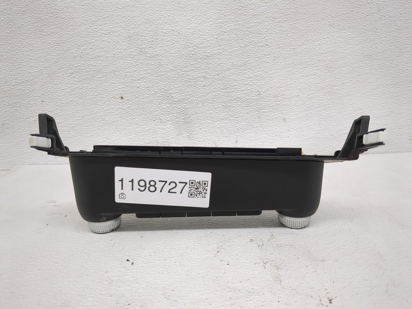 2018-2020 Kia Stinger Climate Control Module Temperature AC/Heater Replacement Fits Fits 2018 2019 2020 OEM Used Auto Parts 