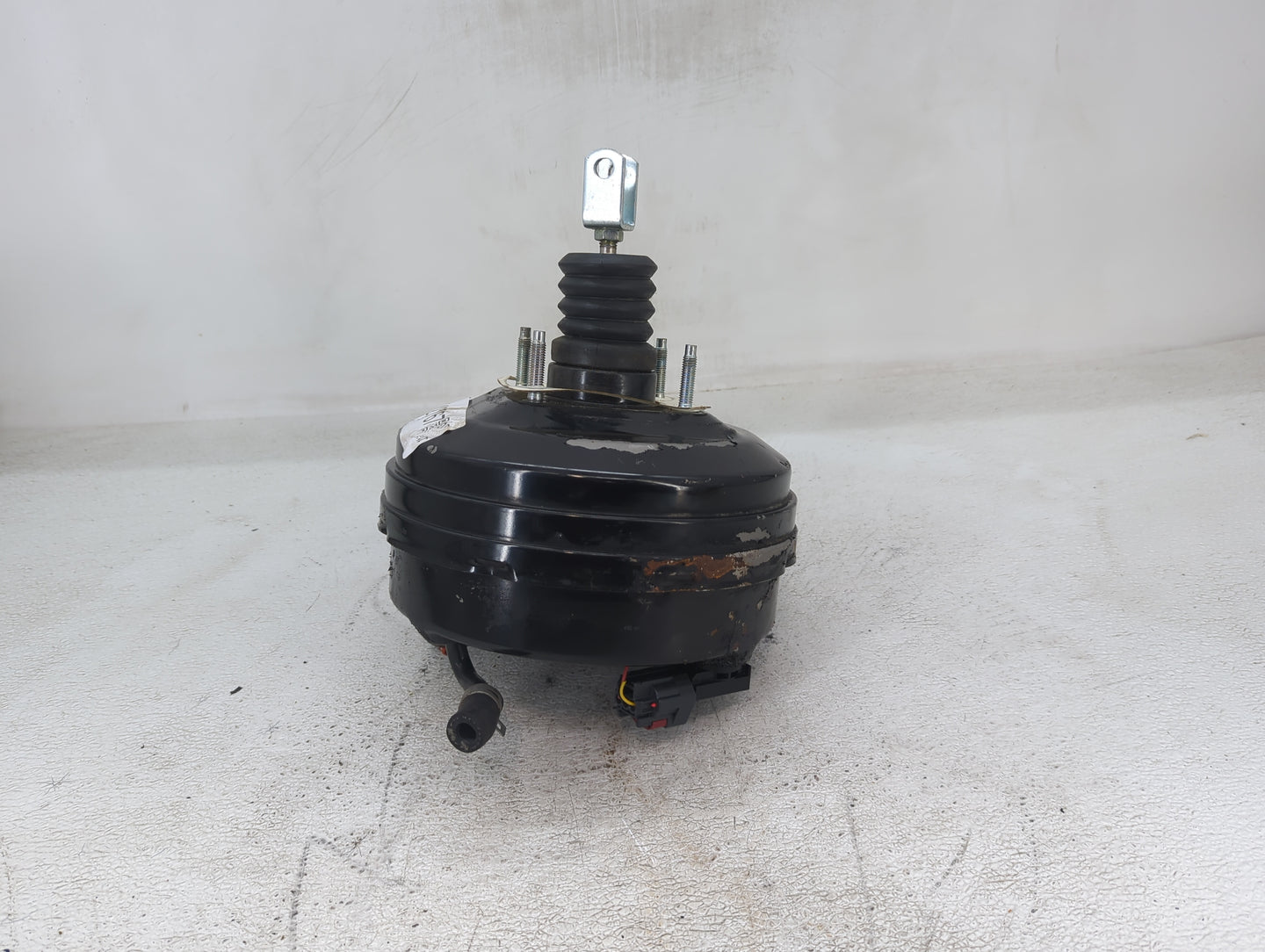 2018-2020 Kia Stinger Power Brake Booster Oem - Oemusedautoparts1.com