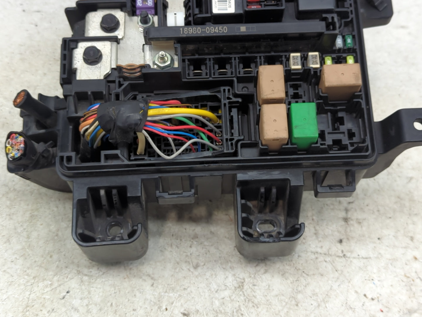 2018-2020 Kia Stinger Fusebox Fuse Box Panel Relay Module P/N:18980-09400 18980-09450, 91950-J5620 Fits Fits 2018 2019 2020 