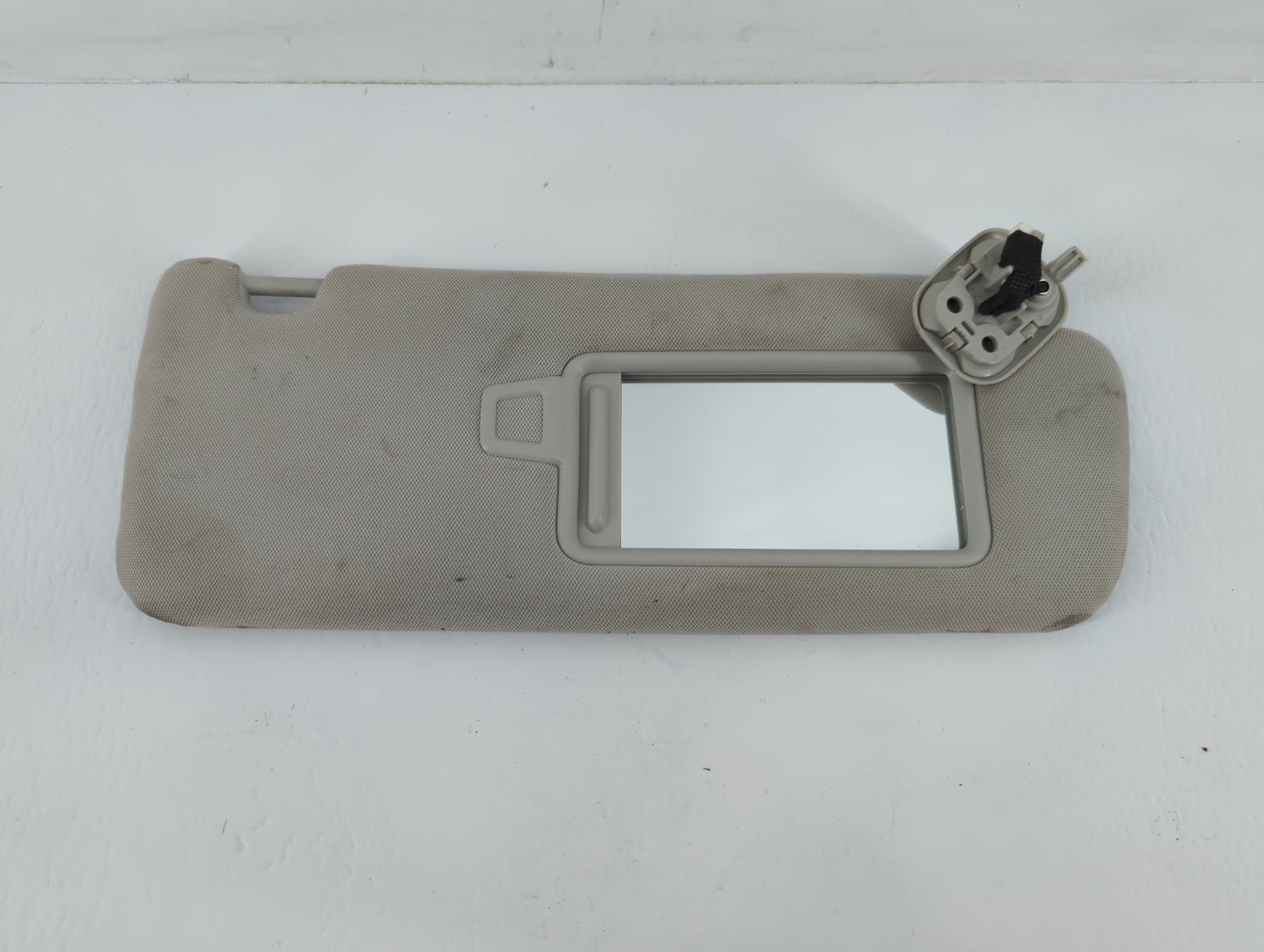 2018-2020 Kia Stinger Sun Visor Shade Replacement Passenger Right Mirror Fits Fits 2018 2019 2020 OEM Used Auto Parts - Oemu