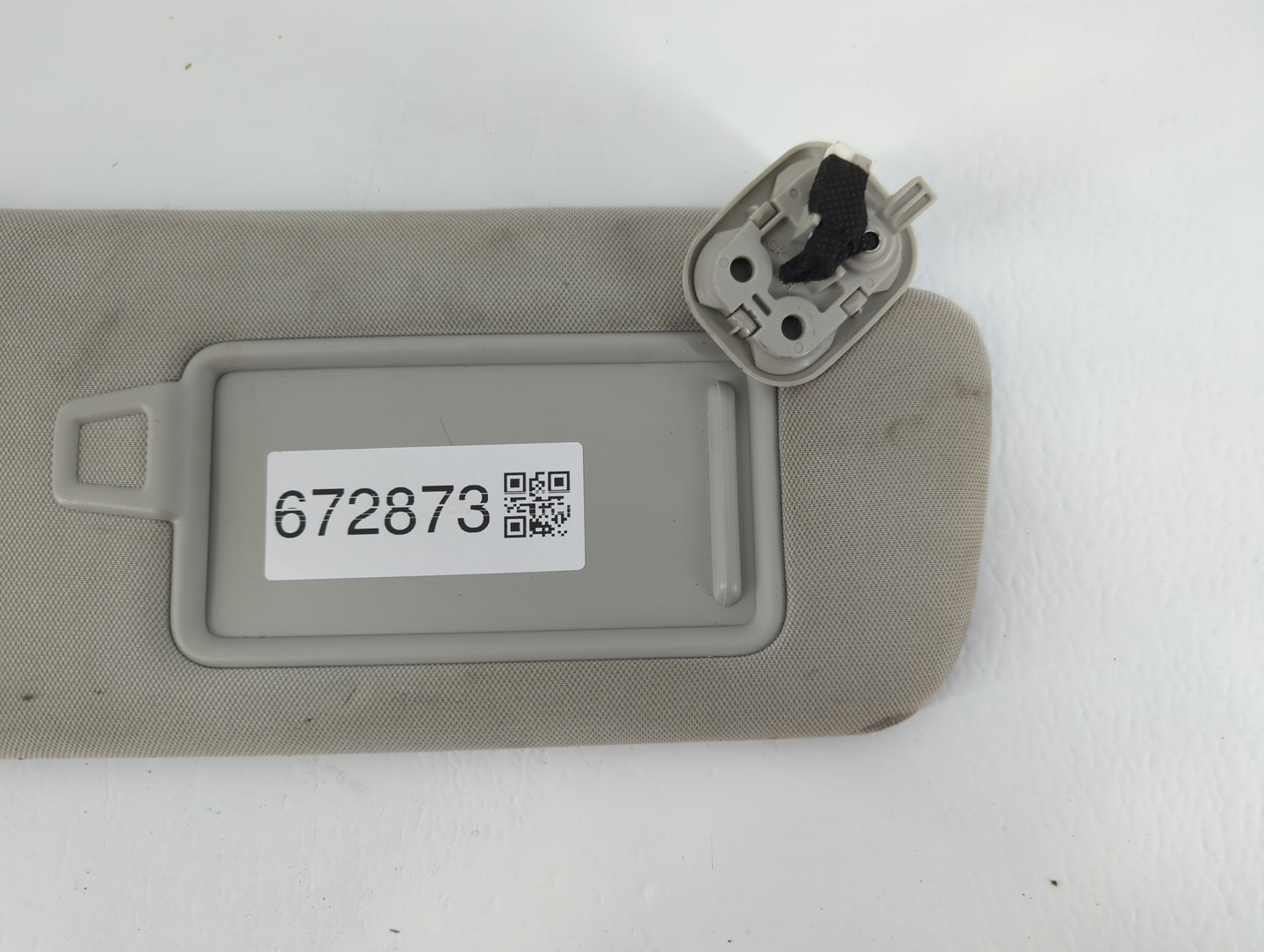 2018-2020 Kia Stinger Sun Visor Shade Replacement Passenger Right Mirror Fits Fits 2018 2019 2020 OEM Used Auto Parts - Oemu