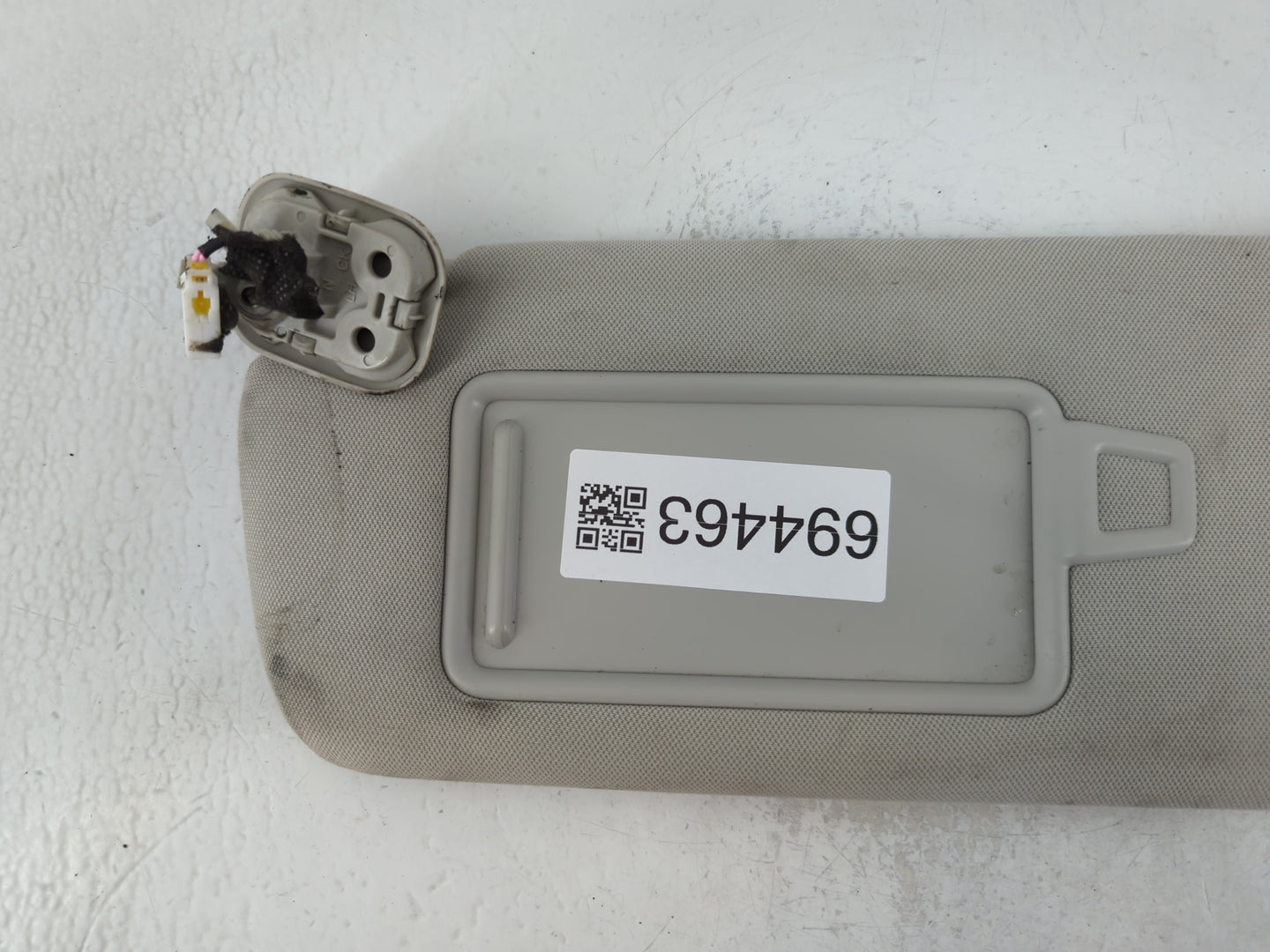 2018-2020 Kia Stinger Sun Visor Shade Replacement Driver Left Mirror Fits Fits 2018 2019 2020 OEM Used Auto Parts - Oemuseda