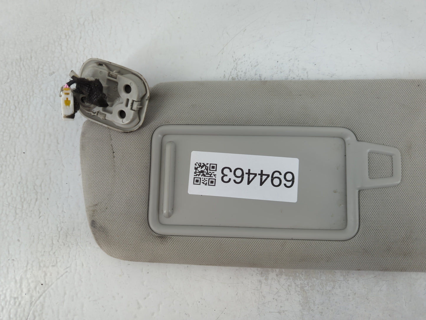 2018-2020 Kia Stinger Sun Visor Shade Replacement Driver Left Mirror Fits Fits 2018 2019 2020 OEM Used Auto Parts - Oemuseda