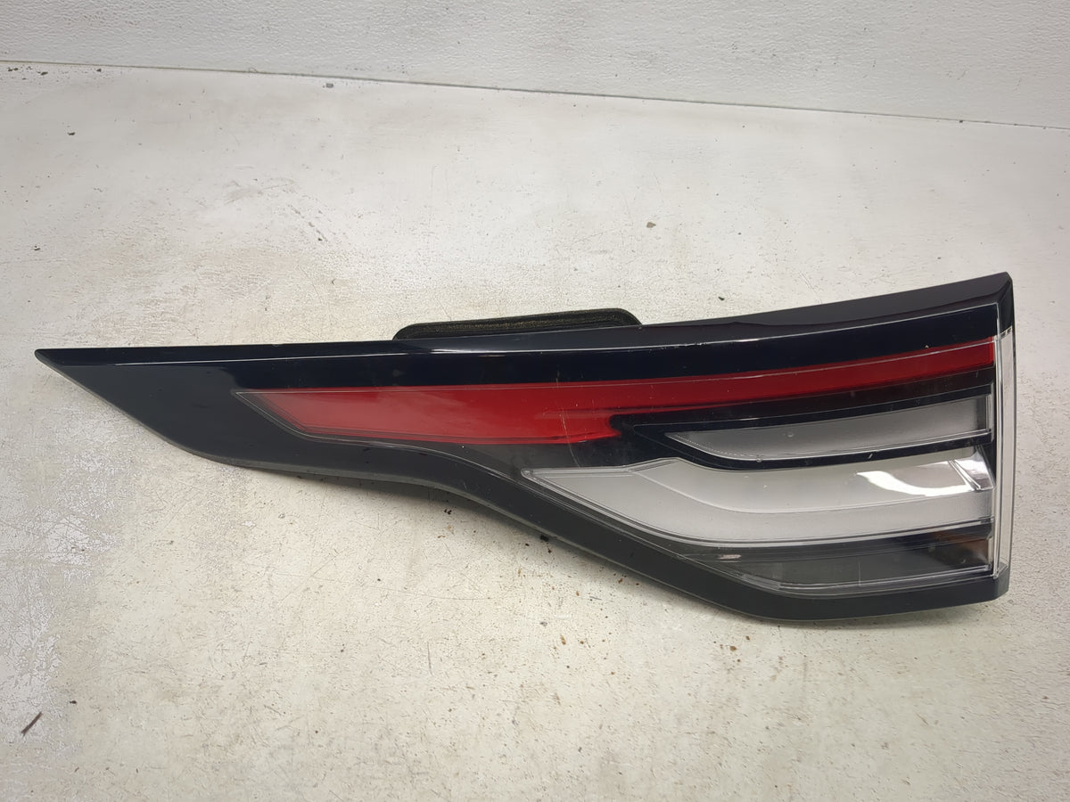 2018 Landrover Range Rover Driver Left Side Deck Lid Mounted Tail Light - Oemusedautoparts1.com
