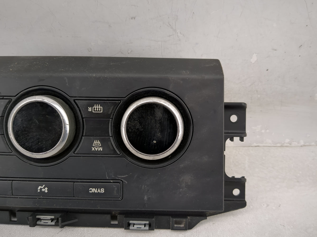 2018 Land Rover Discovery Ac Heater Climate Control Temperature Oem - Oemusedautoparts1.com