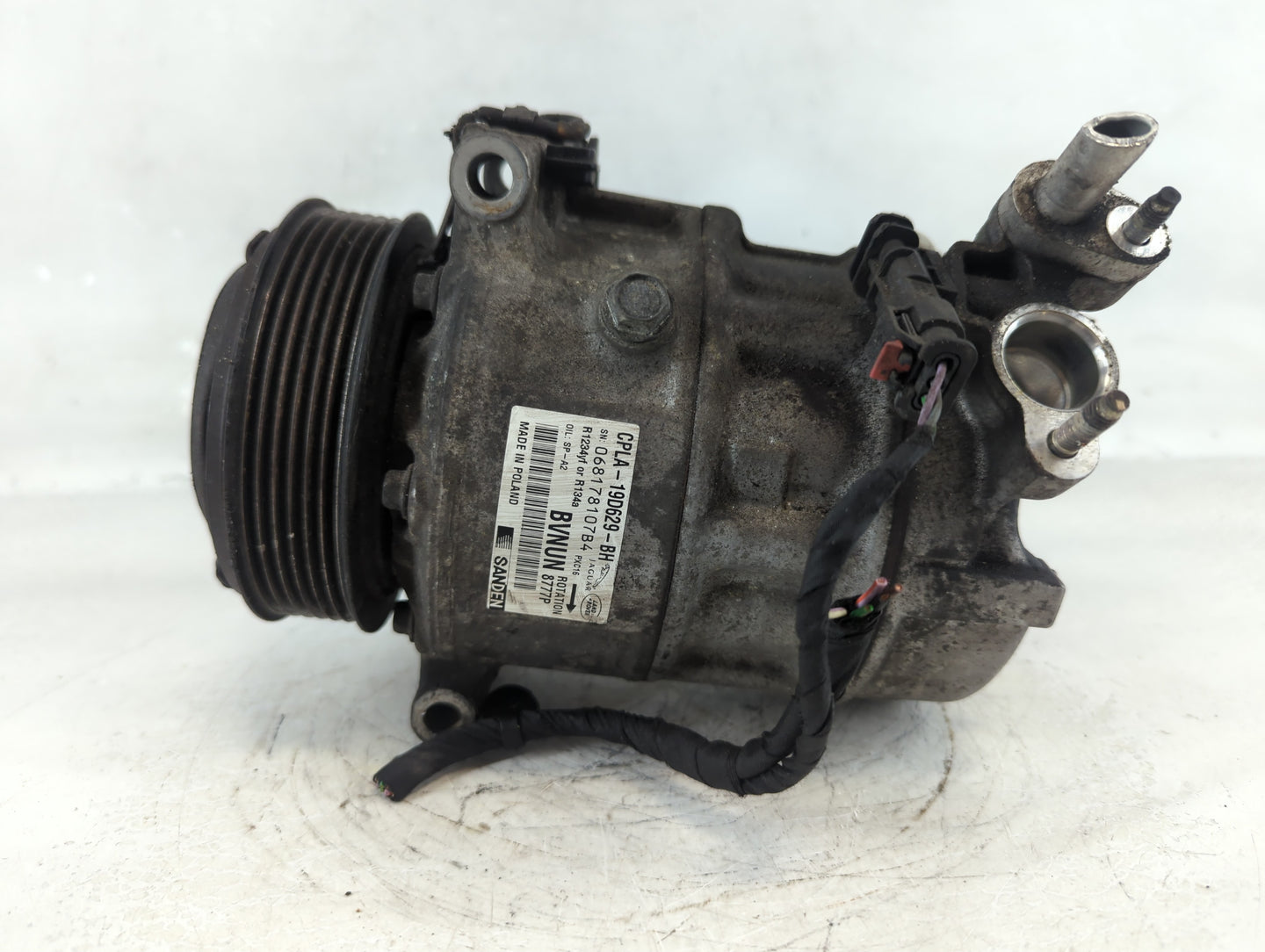 2018 Land Rover Discovery Sport Air Conditioning A/c Ac Compressor Oem - Oemusedautoparts1.com