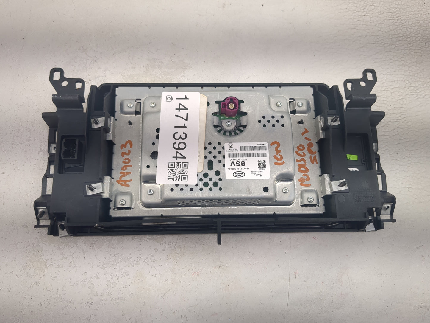 2018 Land Rover Discovery Sport Information Display Screen - Oemusedautoparts1.com