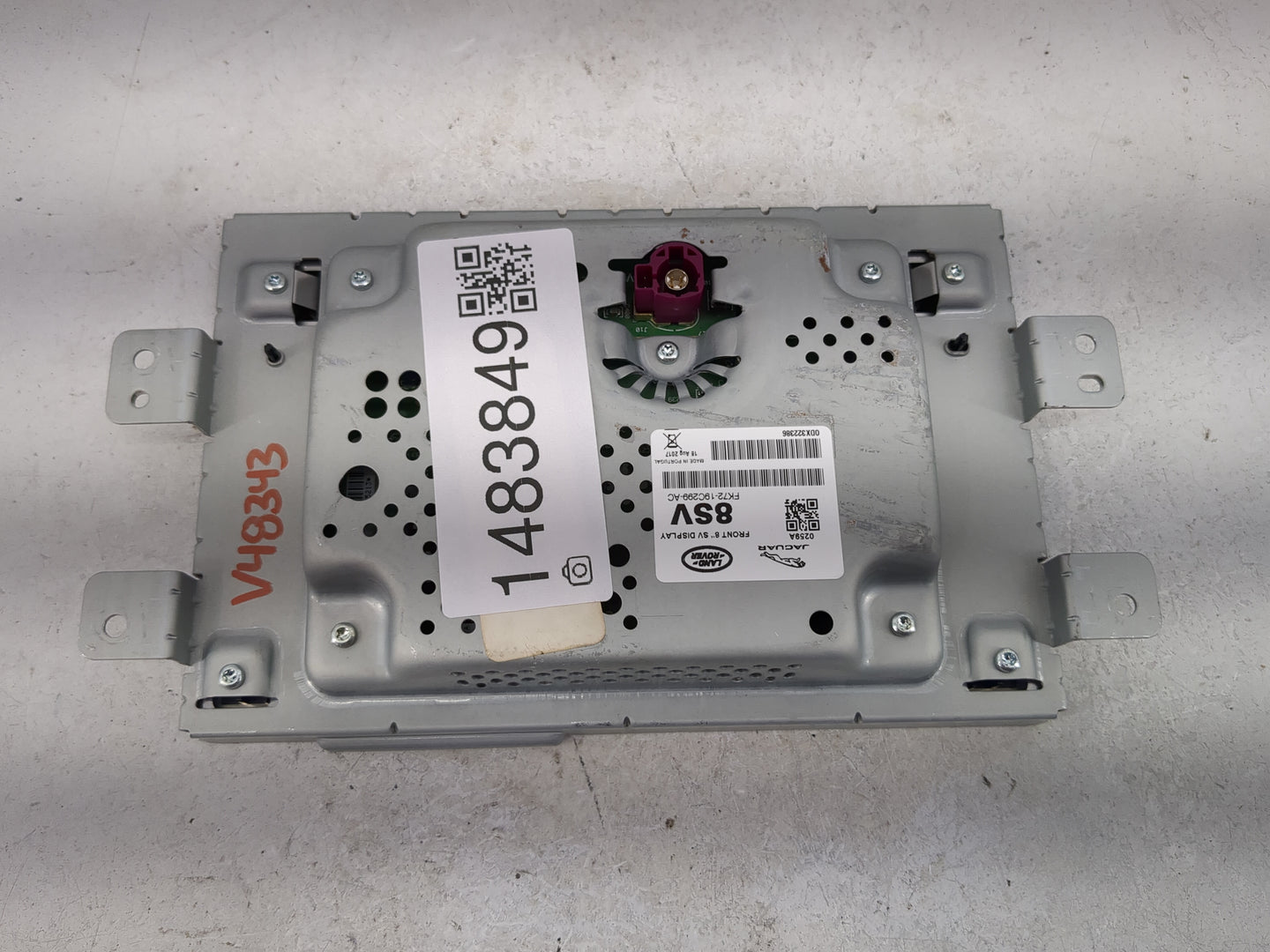 2015-2019 Land Rover Discovery Sport Information Display Screen 1483849 - Oemusedautoparts1.com
