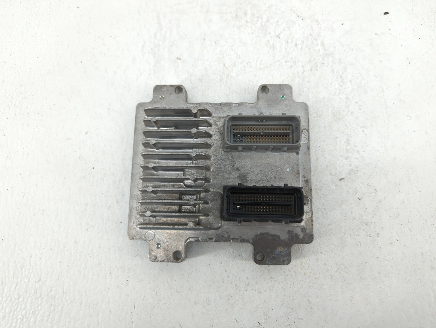 2018 Land Rover Discovery Sport Alternator Replacement Generator Charging Assembly Engine OEM Fits Fits 2017 2019 OEM Used A
