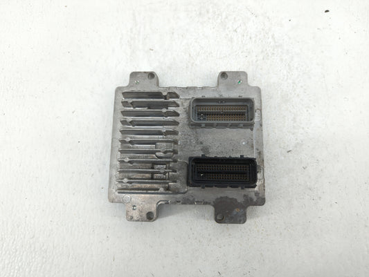 2018 Land Rover Discovery Sport Alternator Replacement Generator Charging Assembly Engine OEM Fits Fits 2017 2019 OEM Used A