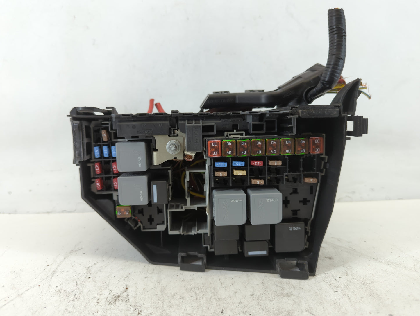 2018-2019 Land Rover Discovery Sport Fusebox Fuse Box Panel Relay Module P/N:JK72-14A076-AA Fits Fits 2018 2019 OEM Used Aut