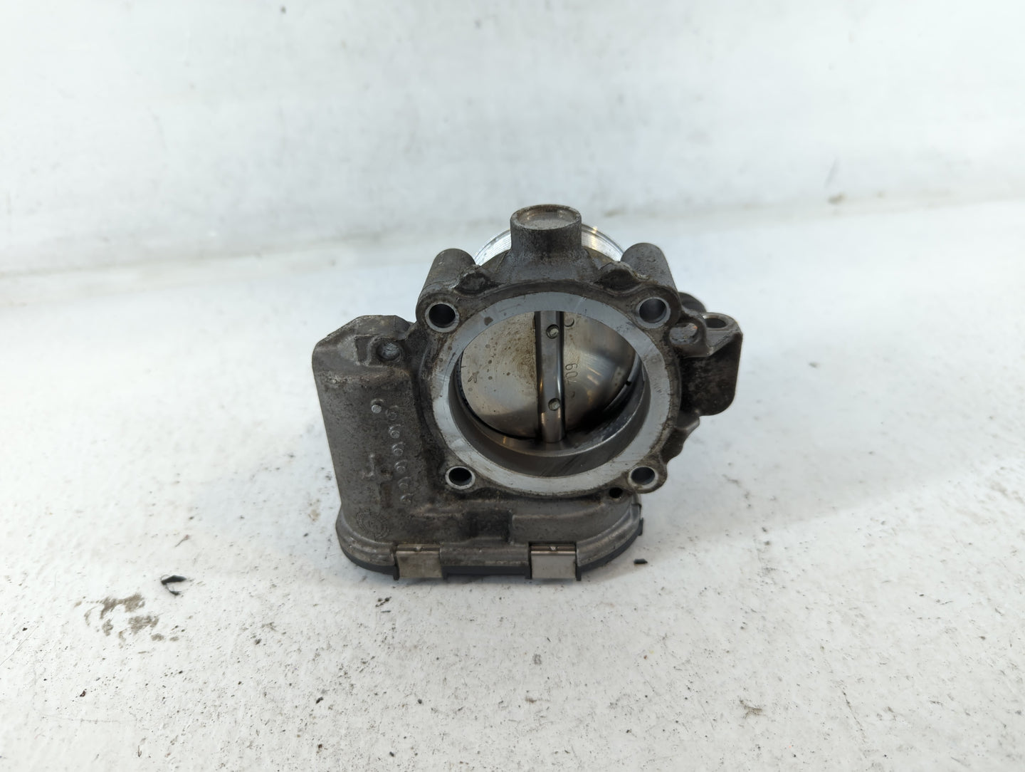 2018-2019 Land Rover Discovery Sport Throttle Body P/N:H4P3-9F991-AA Fits Fits 2018 2019 2020 OEM Used Auto Parts - Oemuseda