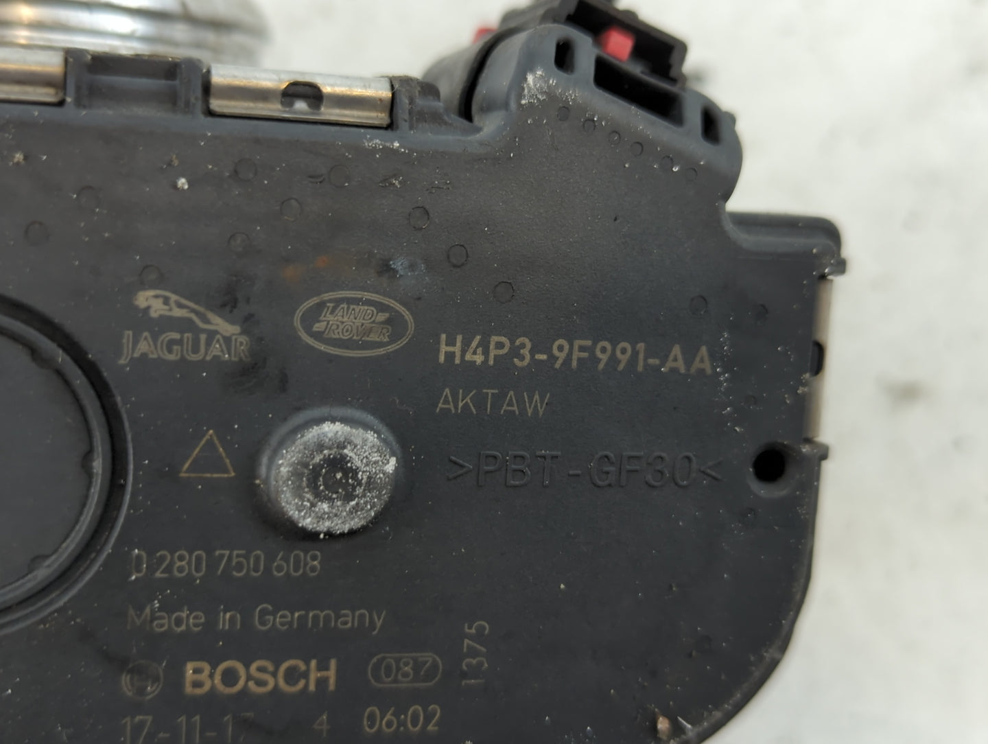 2018-2019 Land Rover Discovery Sport Throttle Body P/N:H4P3-9F991-AA Fits Fits 2018 2019 2020 OEM Used Auto Parts - Oemuseda
