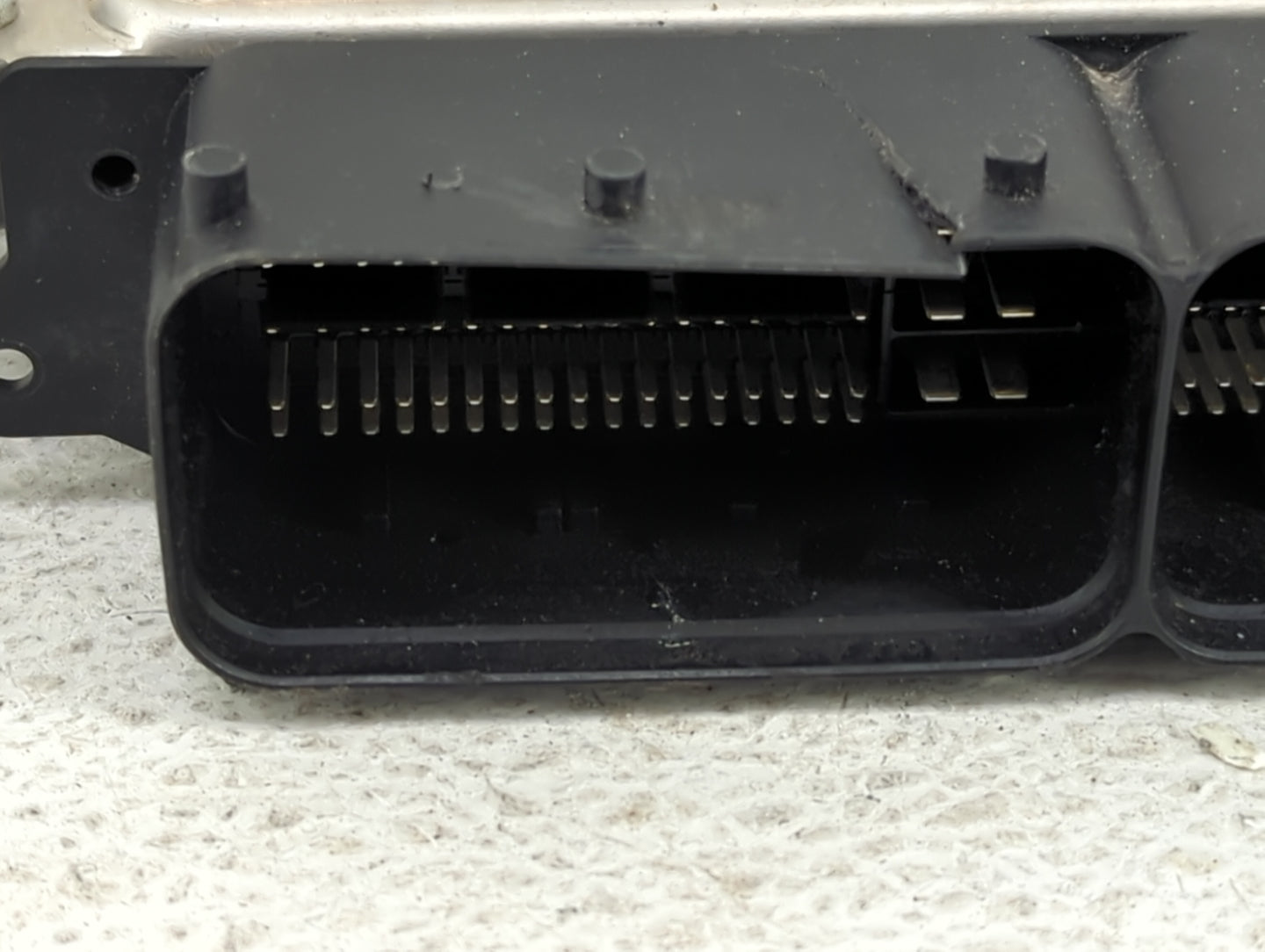 2018 Land Rover Evoque PCM Engine Control Computer ECU ECM PCU OEM P/N:HJ32-14C568-AB 0261S18820 Fits Fits 2019 OEM Used Aut