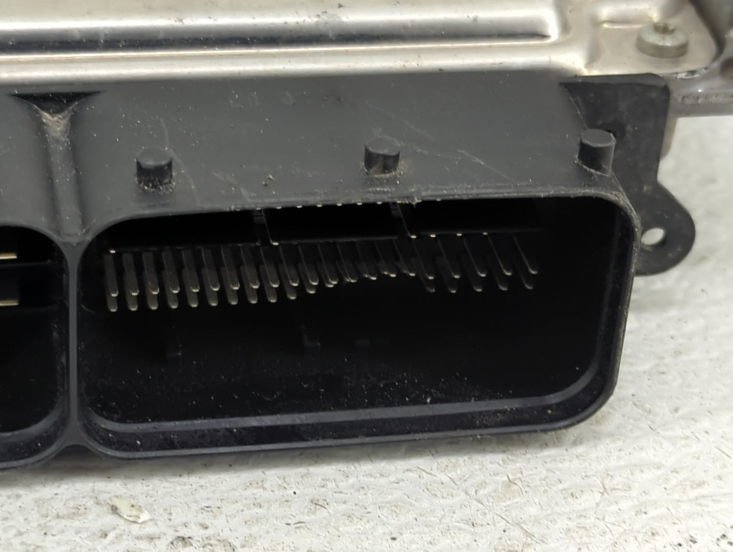 2018 Land Rover Evoque PCM Engine Control Computer ECU ECM PCU OEM P/N:HJ32-14C568-AB 0261S18820 Fits Fits 2019 OEM Used Aut
