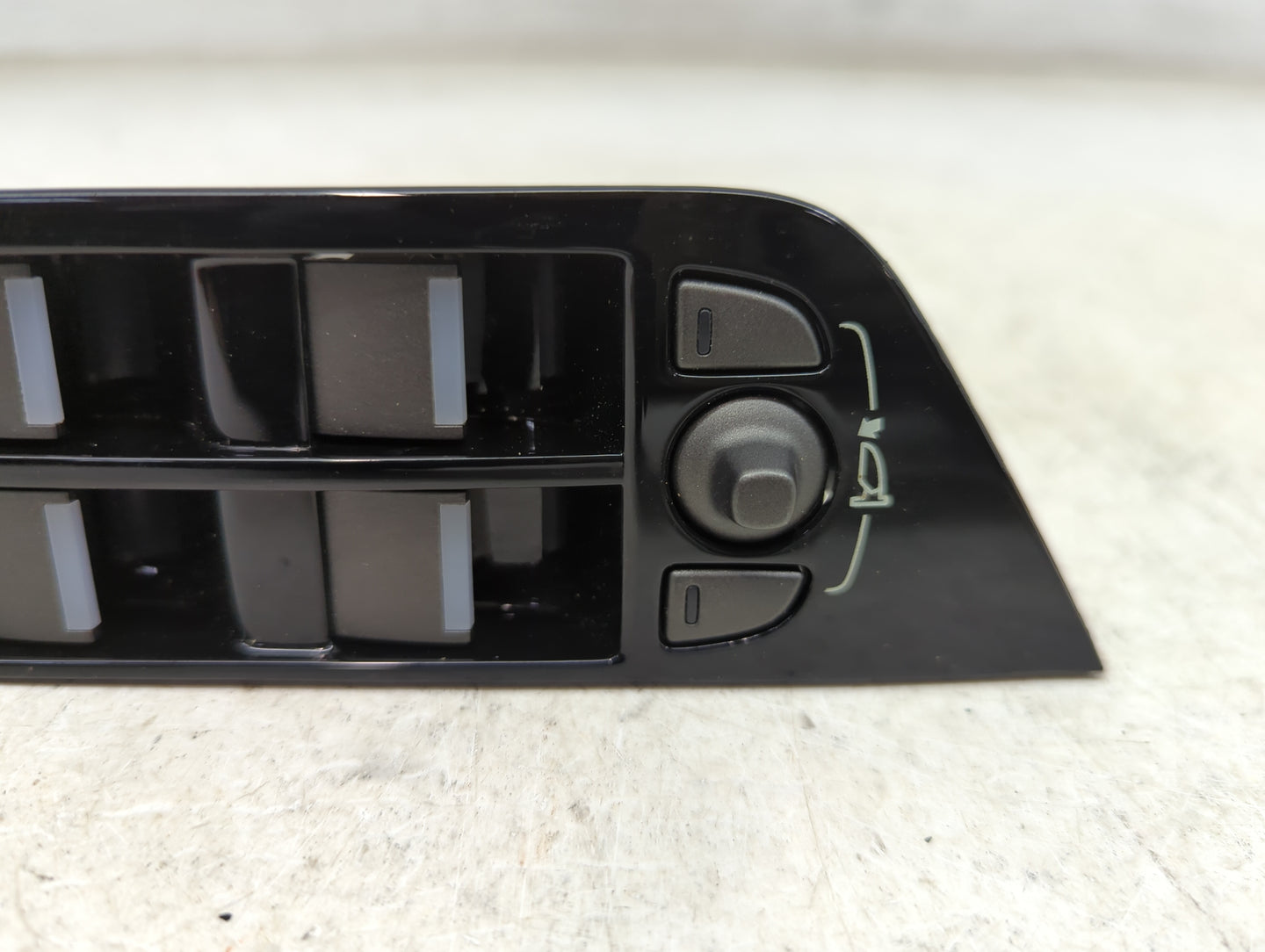2018 Land Rover Evoque Master Power Window Switch Replacement Driver Side Left P/N:54678 Fits OEM Used Auto Parts - Oemuseda