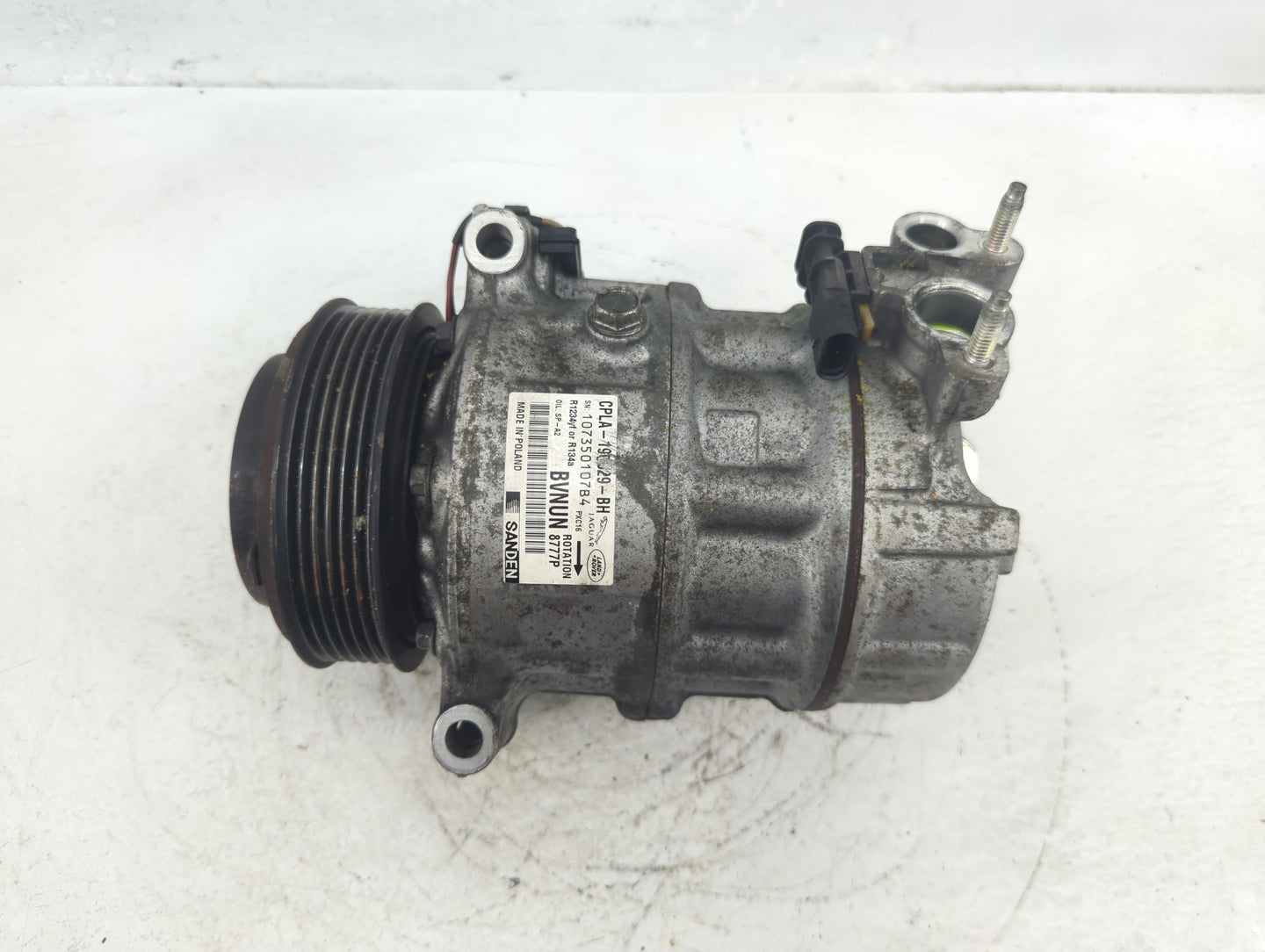 2018 Range Rover Evoque Air Conditioning A/c Ac Compressor Oem - Oemusedautoparts1.com