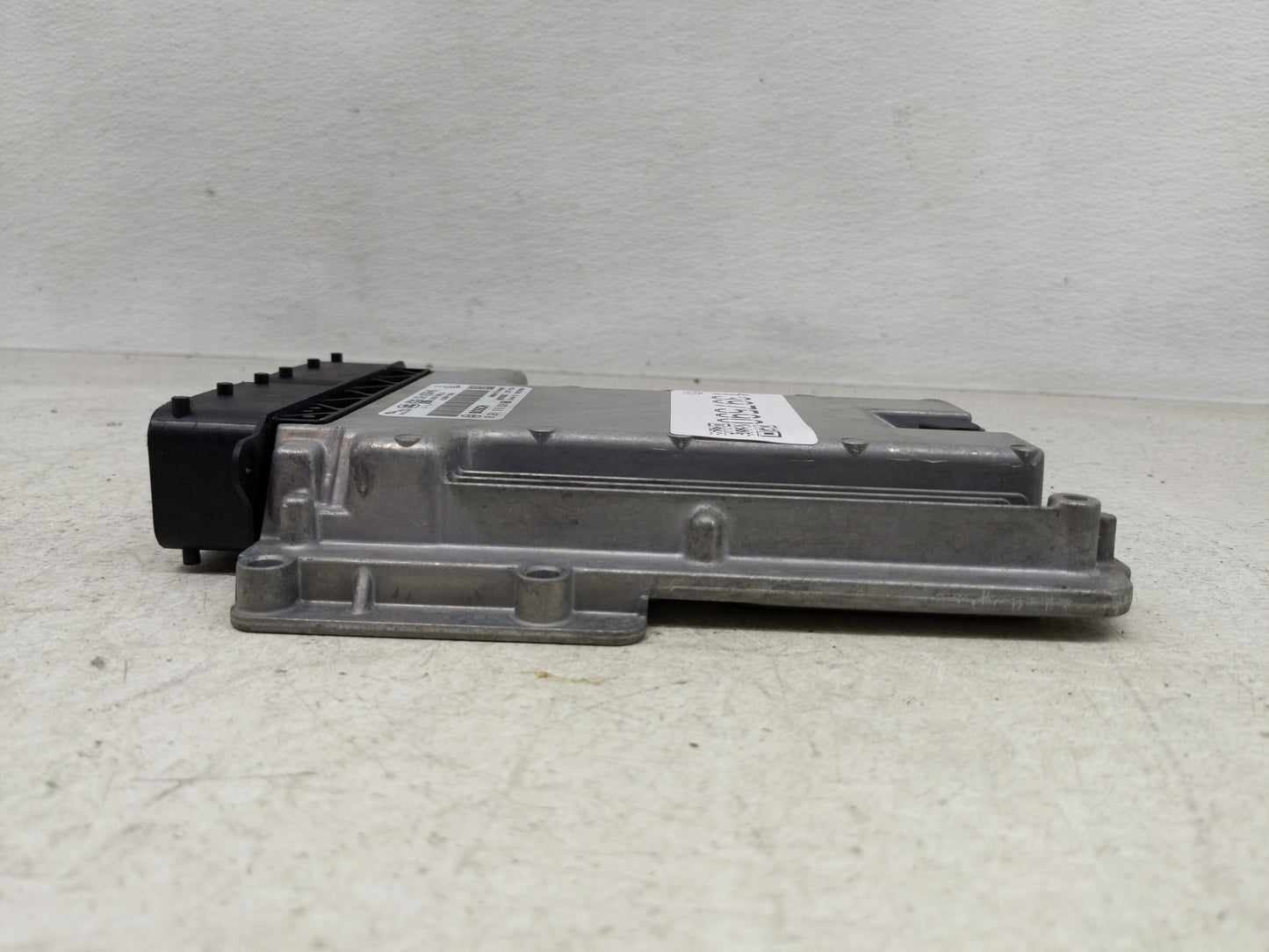 2018-2019 Land Rover Range Rover Evoque PCM Engine Control Computer ECU ECM PCU OEM P/N:HJ32-14C568-AB Fits Fits 2018 2019 O