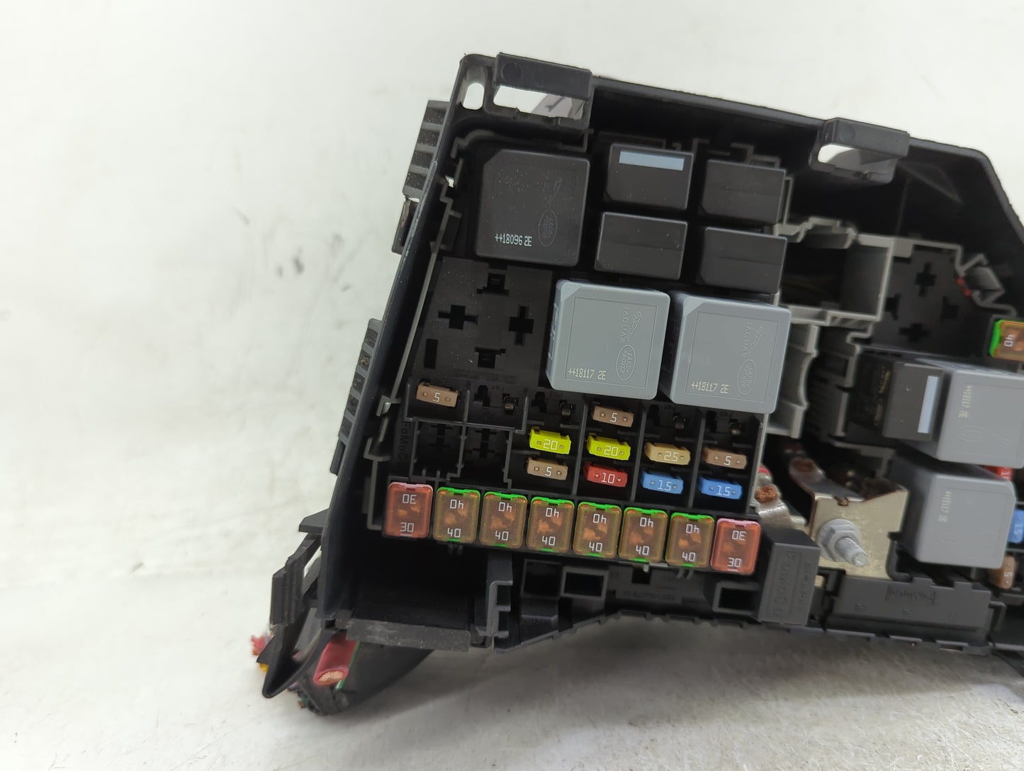 2018-2019 Land Rover Range Rover Evoque Fusebox Fuse Box Panel Relay Module P/N:JK72-14A076-AA Fits Fits 2018 2019 OEM Used 