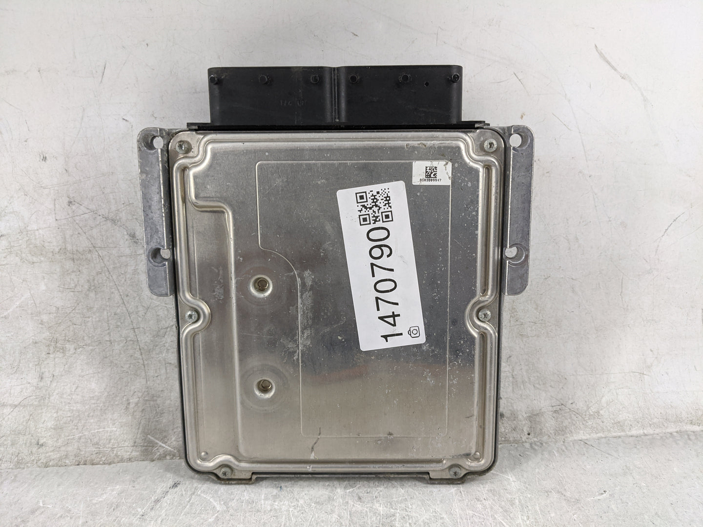 2018-2019 Land Rover Range Rover Evoque PCM Engine Control Computer ECU ECM PCU OEM P/N:HJ32-14C568-AB 0261S18820 Fits OEM U