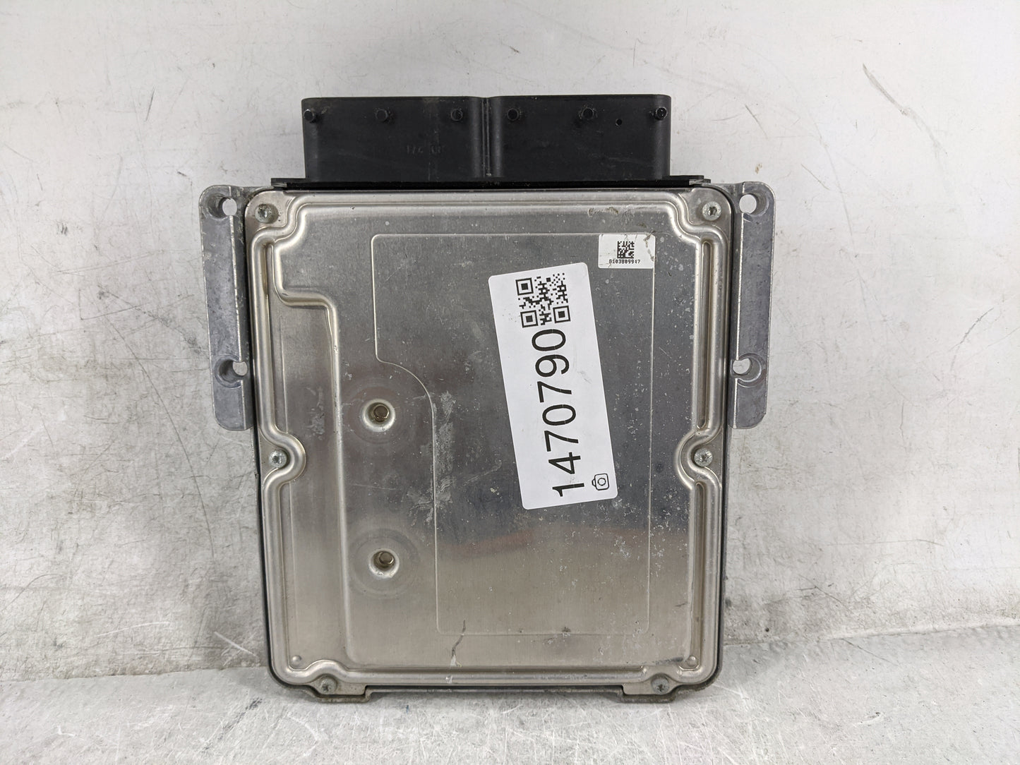 2018-2019 Land Rover Range Rover Evoque PCM Engine Control Computer ECU ECM PCU OEM P/N:HJ32-14C568-AB 0261S18820 Fits OEM U