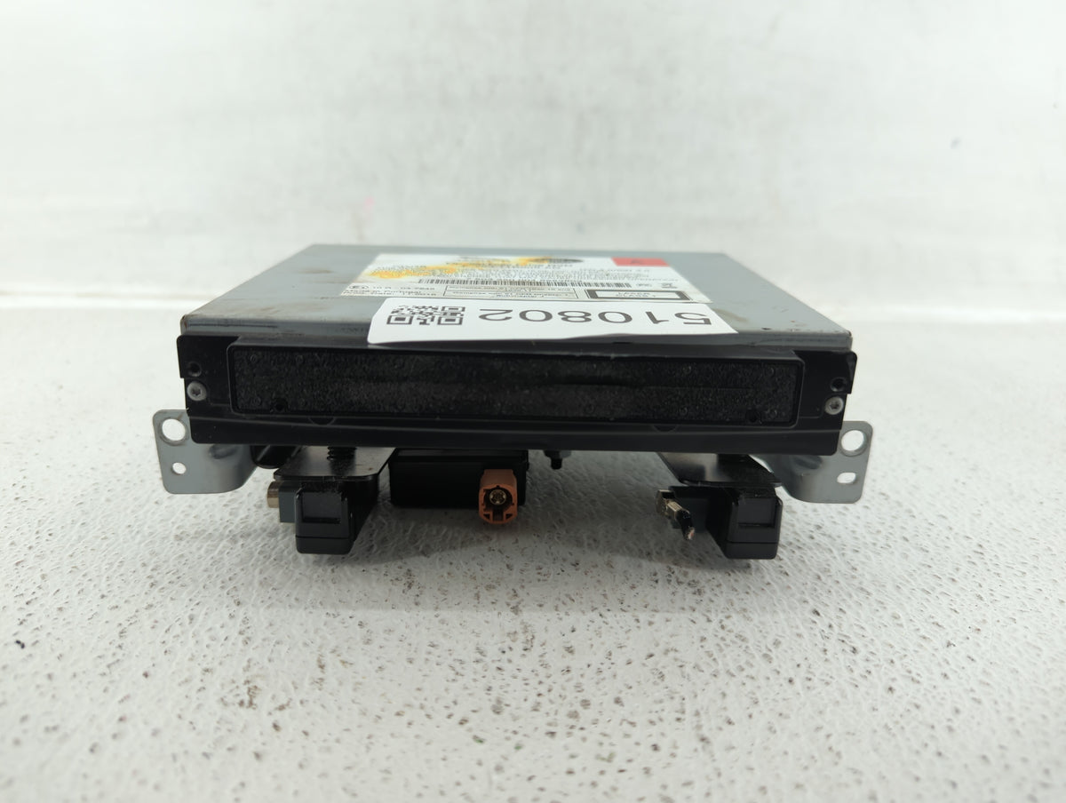 2017-2019 Land Rover Range Rover Evoque Am Fm Cd Player Radio Receiver - Oemusedautoparts1.com