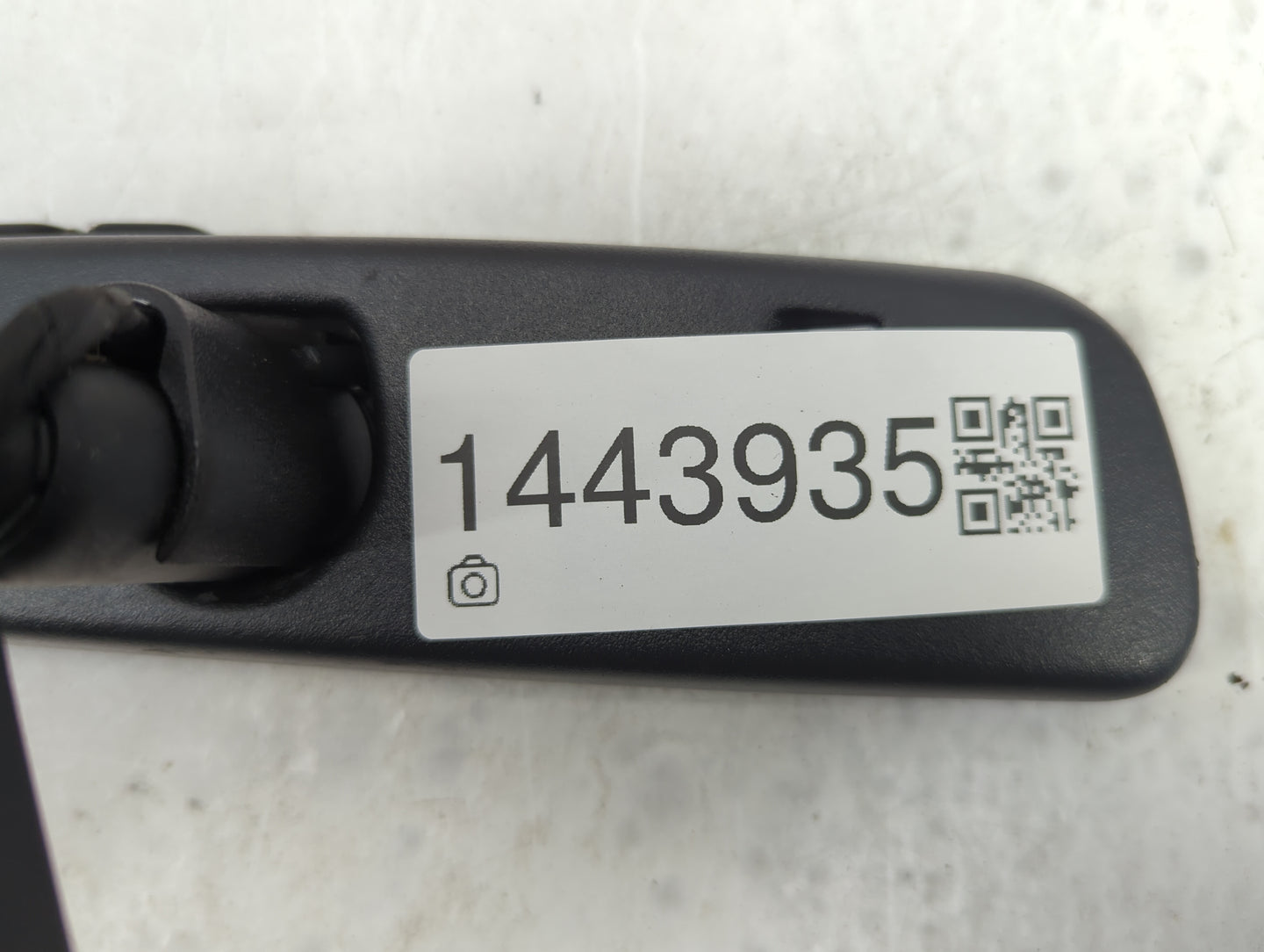2018 Land Rover Range Rover Sport Interior Rear View Mirror Replacement OEM P/N:048835 GNTX-1743, NZLUAM5F, 4112A-UAM5F Fits