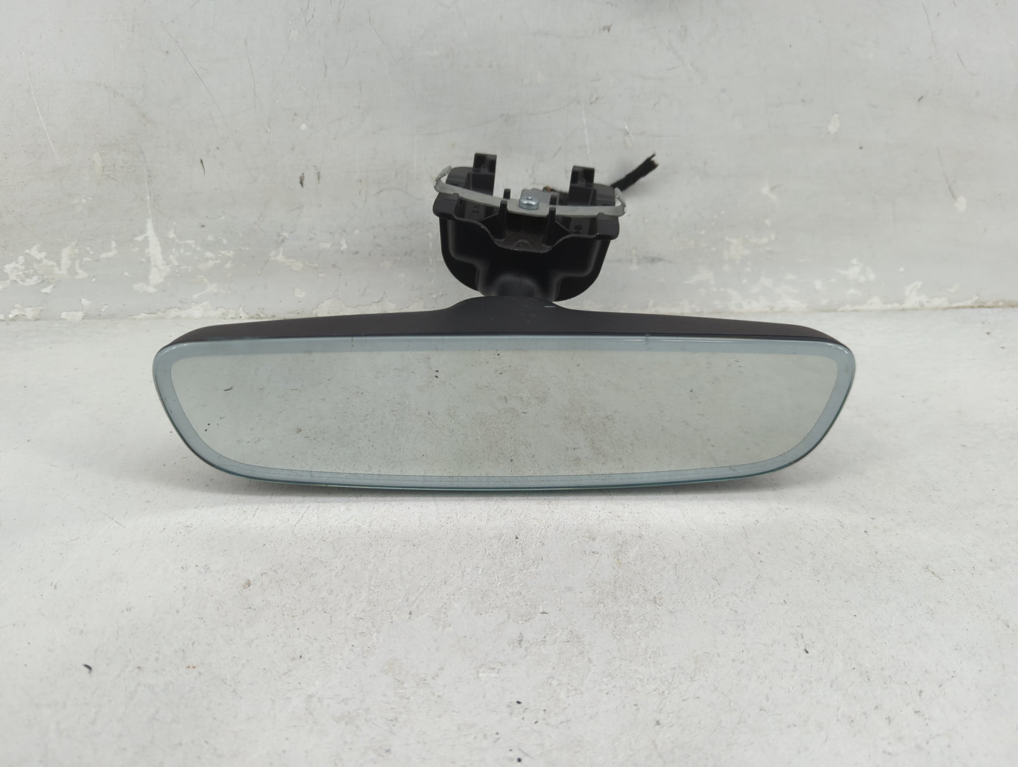 2018 Land Rover Range Rover Velar Interior Rear View Mirror Replacement OEM P/N:048560 GNTX-1547, J8A2-17E678-BA, NZLUAHL5B 