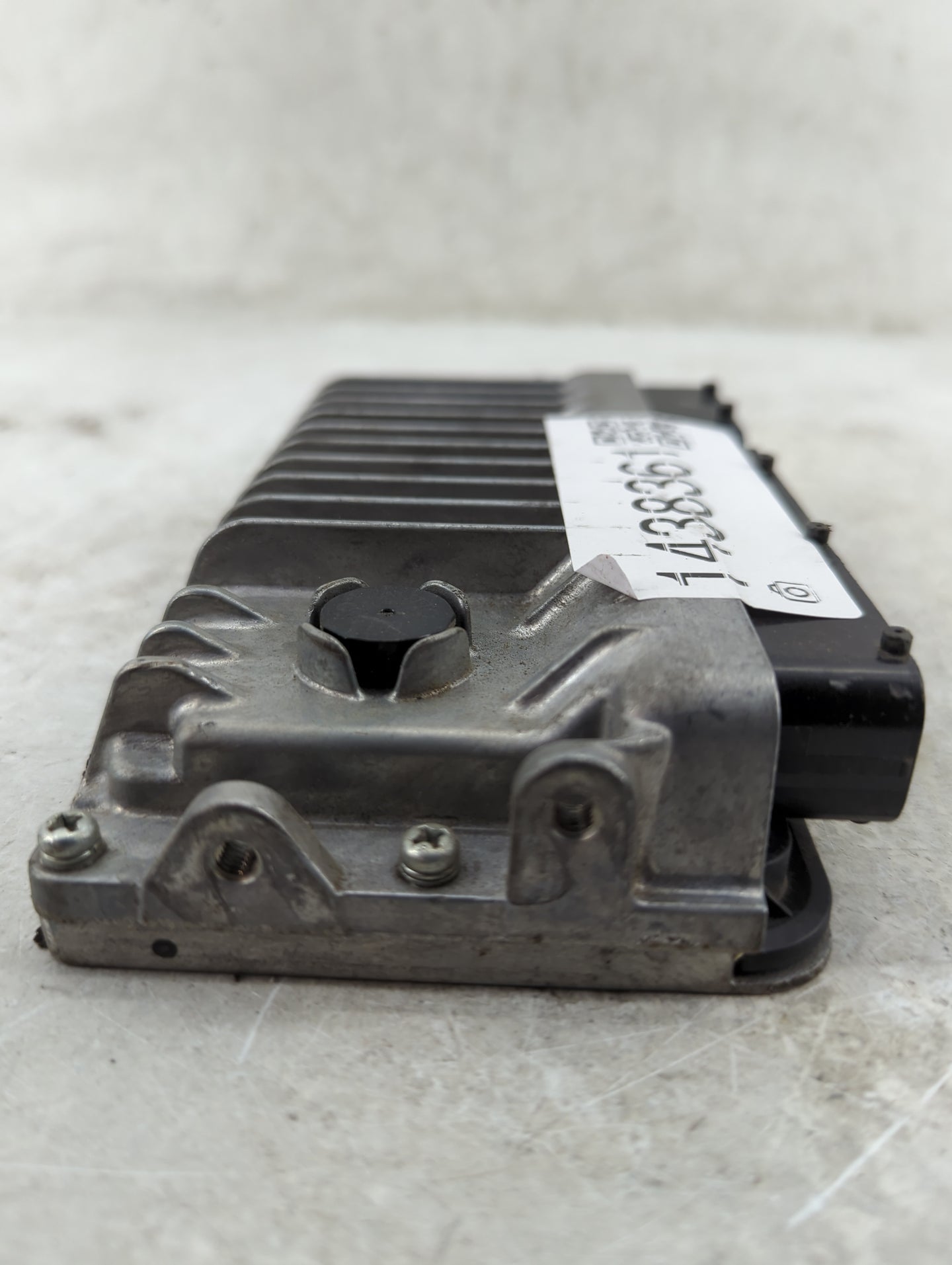 2017-2018 Lexus Es350 PCM Engine Control Computer ECU ECM PCU OEM P/N:89661-0X410 TN2762000640 Fits Fits 2017 2018 OEM Used 