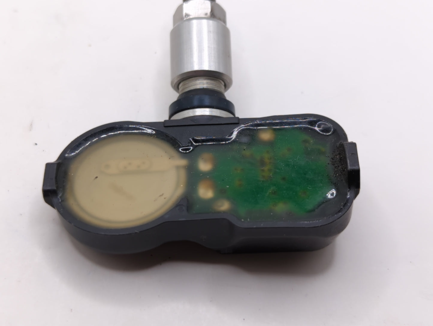 2018 Lexus Es350 Tire Pressure Monitoring System Sensor Tpms - Oemusedautoparts1.com
