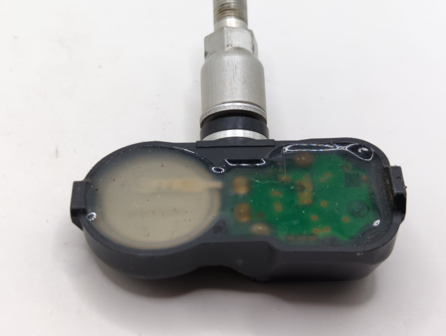 2018 Lexus Es350 Tire Pressure Monitoring System Sensor Tpms - Oemusedautoparts1.com