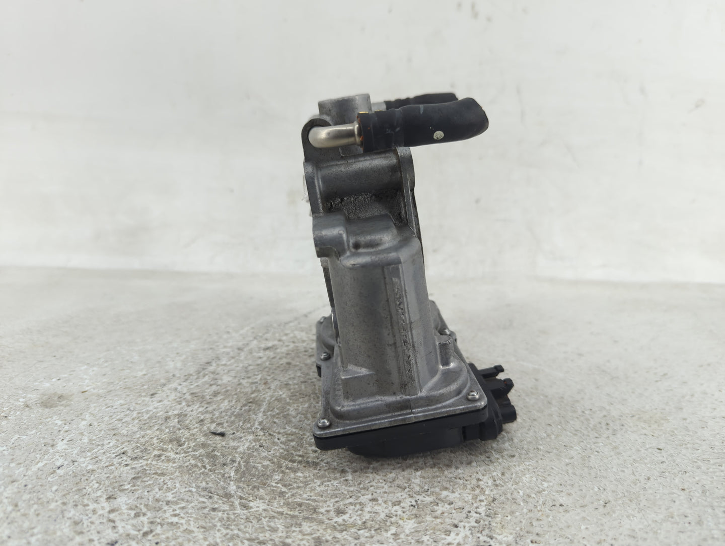 2018-2019 Lexus Is300 Throttle Body P/N:22030-36050 Fits Fits 2016 2017 2018 2019 OEM Used Auto Parts - Oemusedautoparts1.co