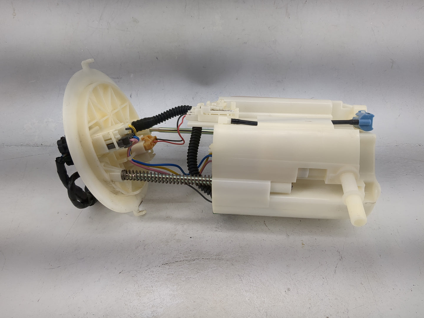 2018-2019 Lexus Is300 Electrical Gas Fuel Pump Assembly - Oemusedautoparts1.com