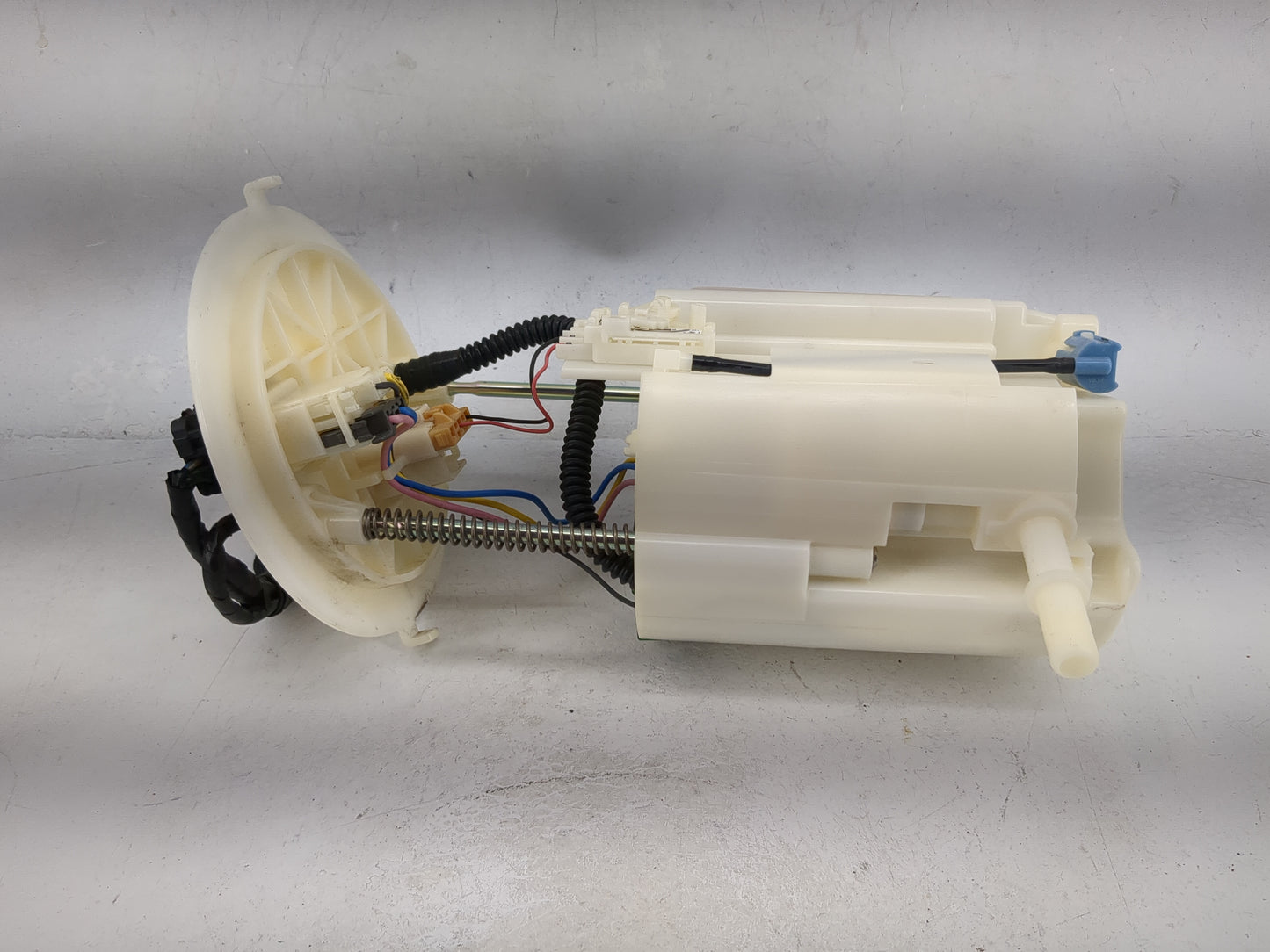 2018-2019 Lexus Is300 Electrical Gas Fuel Pump Assembly - Oemusedautoparts1.com