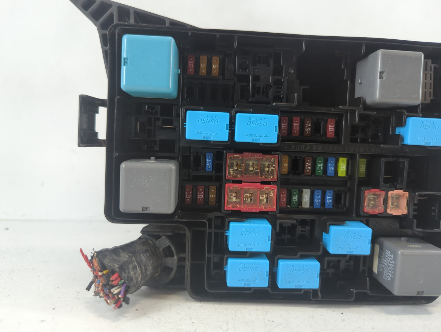 2018-2021 Lexus Nx300 Fusebox Fuse Box Panel Relay Module P/N:82662-78151 Fits Fits 2013 2014 2015 2016 2017 2018 2019 2020 