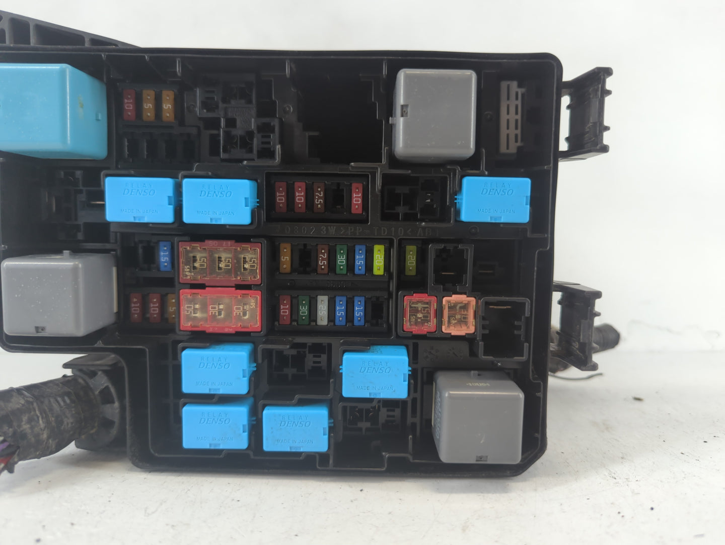2018-2021 Lexus Nx300 Fusebox Fuse Box Panel Relay Module P/N:82662-78151 Fits Fits 2013 2014 2015 2016 2017 2018 2019 2020 