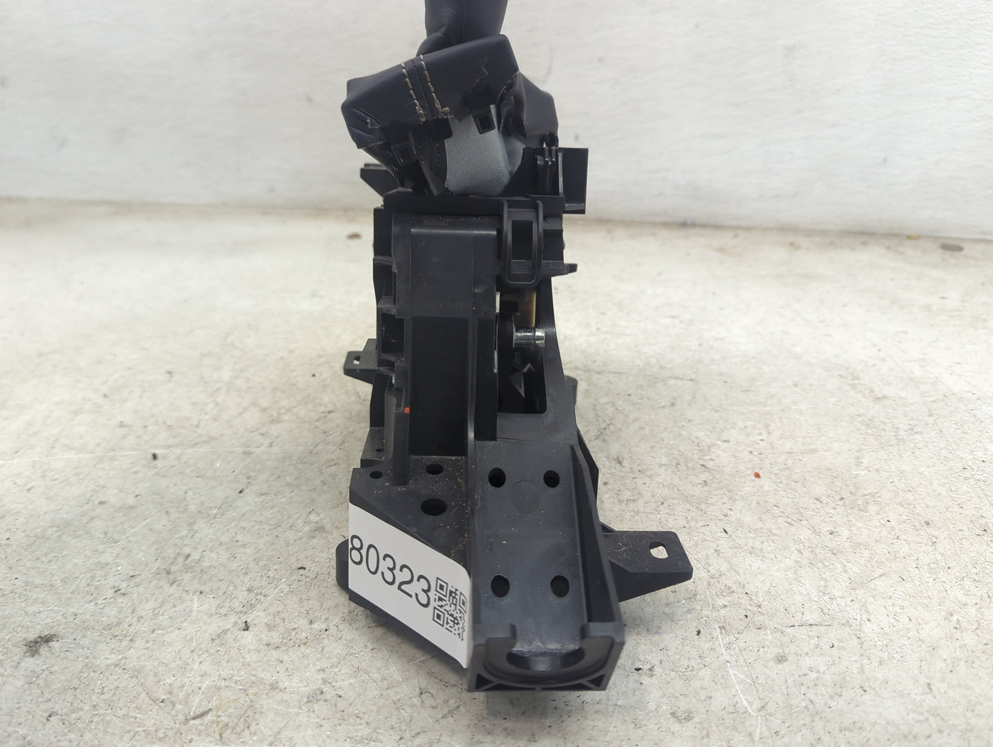 2018 Lexus Nx300 Floor Console Assembly Shifter Black - Oemusedautoparts1.com
