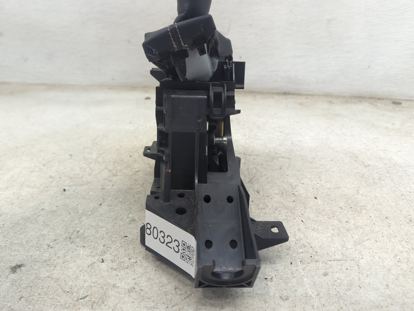 2018 Lexus Nx300 Floor Console Assembly Shifter Black - Oemusedautoparts1.com