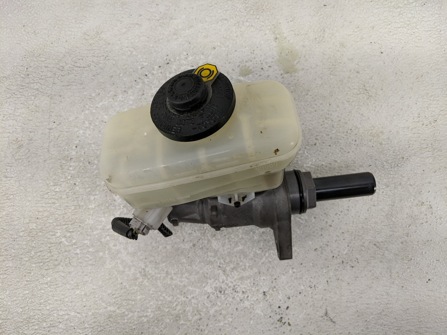 2018-2019 Lexus Rc350 Brake Master Cylinder - Oemusedautoparts1.com