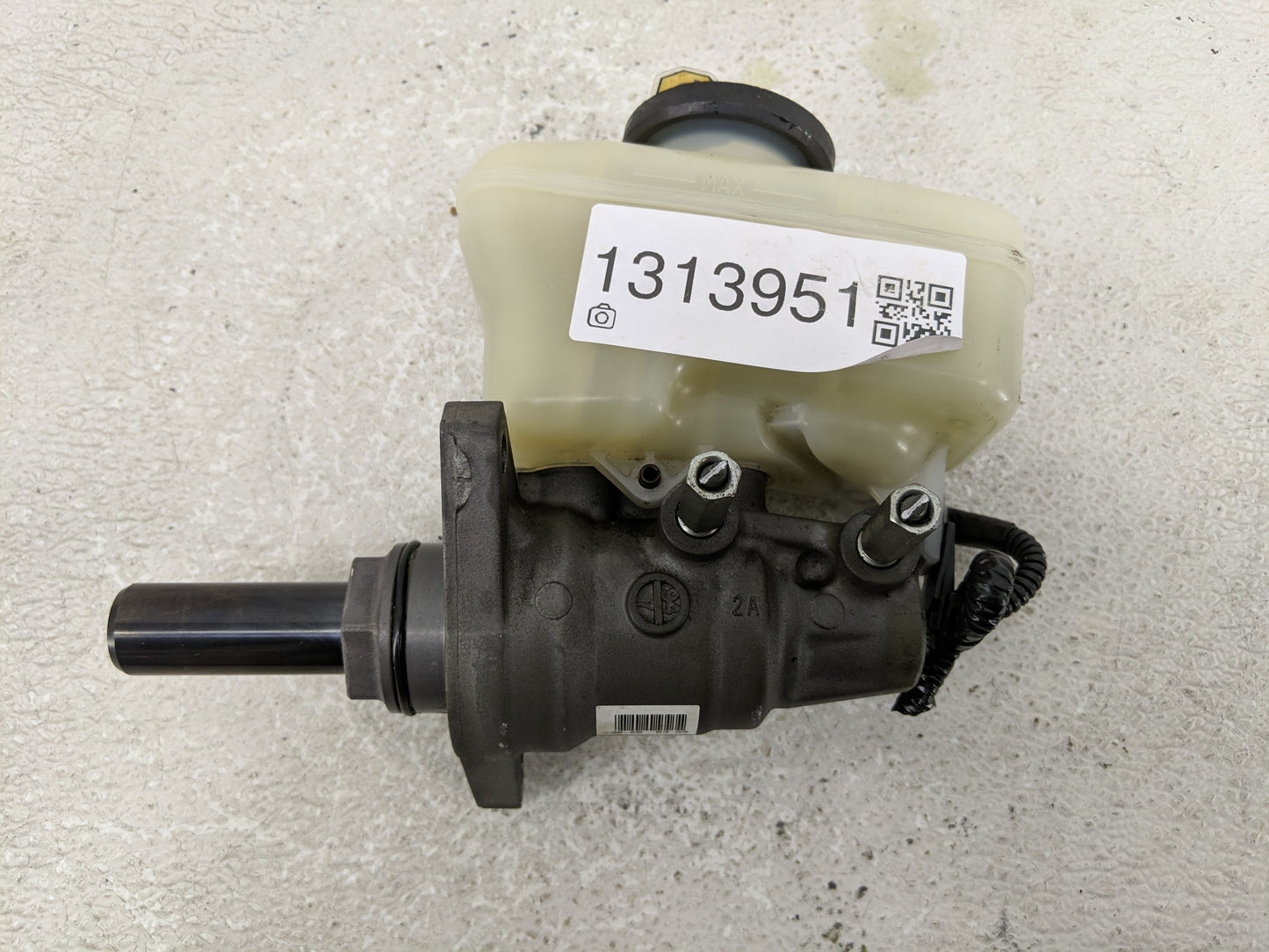 2018-2019 Lexus Rc350 Brake Master Cylinder - Oemusedautoparts1.com