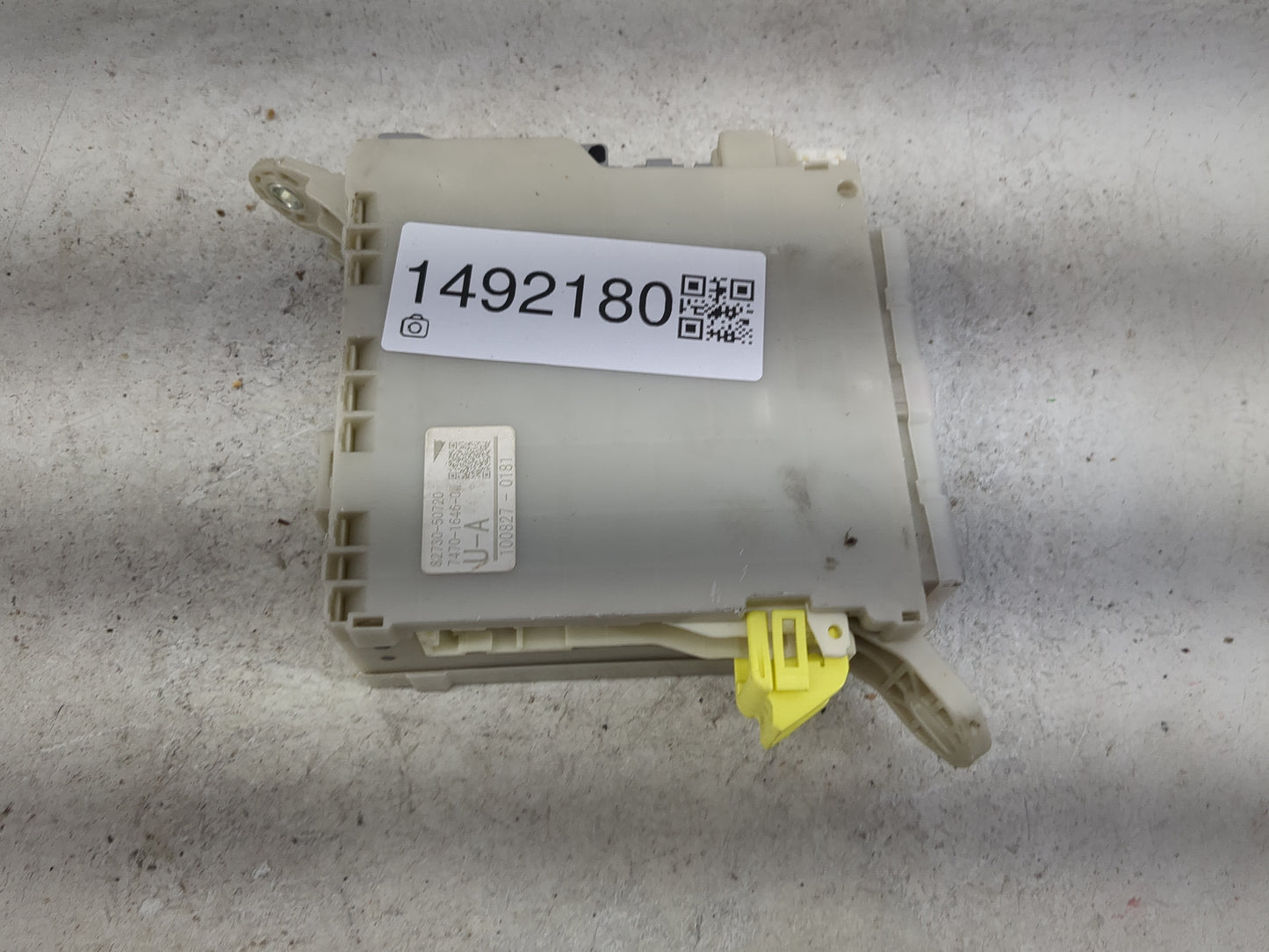 2018 Lincoln Continental Fusebox Fuse Box Panel Relay Module P/N:82730-50720 7470-1646-0W Fits OEM Used Auto Parts - Oemused