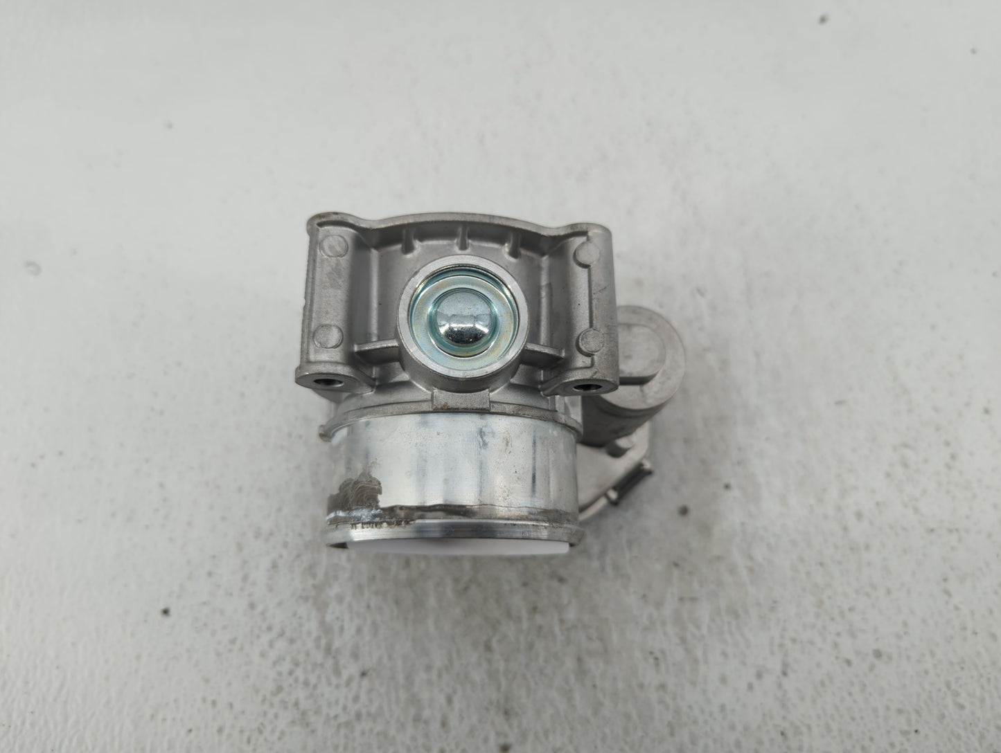 2018 Lincoln Continental Throttle Body P/N:GB8E 9F991 BD Fits Fits 2015 2016 2017 2019 2020 OEM Used Auto Parts - Oemusedaut